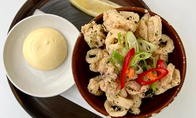 Salt and pepper calamari with chilli, spring onions and lime aioli at Pistalks, Surfers Paradise.